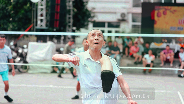 柱状图显示近五场控球率对比